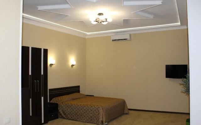 Hotel River