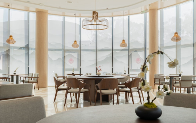 Wuyuan Wunvzhou Chasheng Hotel