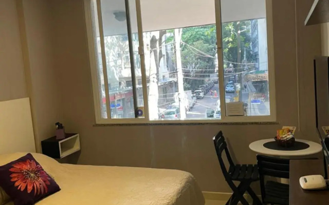 Copacabana,confortável apto com vista-mar