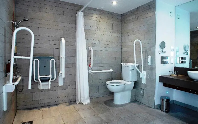 Holiday Inn Bristol City Centre by IHG