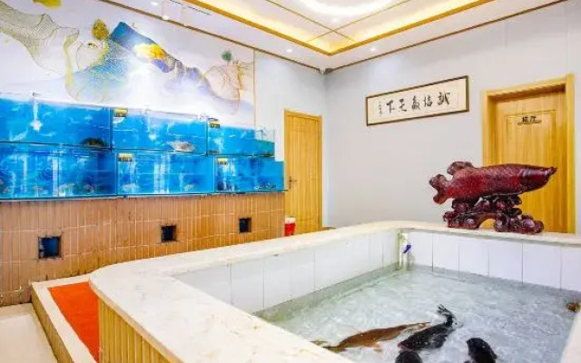 Jingpohu Tianyuange Restaurant