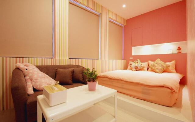 Camouflage Guest House