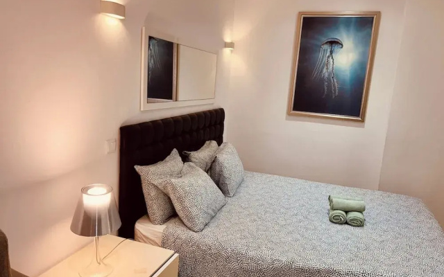 Central Lagos Town Center Apartment Near Marina