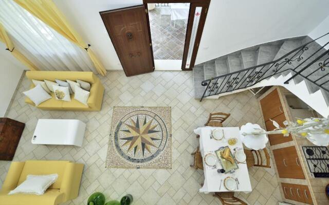 VILLA DEL COLLE CON PISCINA PRIVATA Ispica