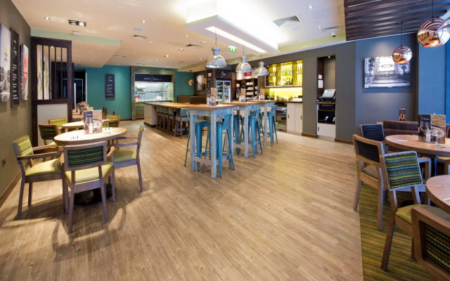 Premier Inn Blackburn Town Centre