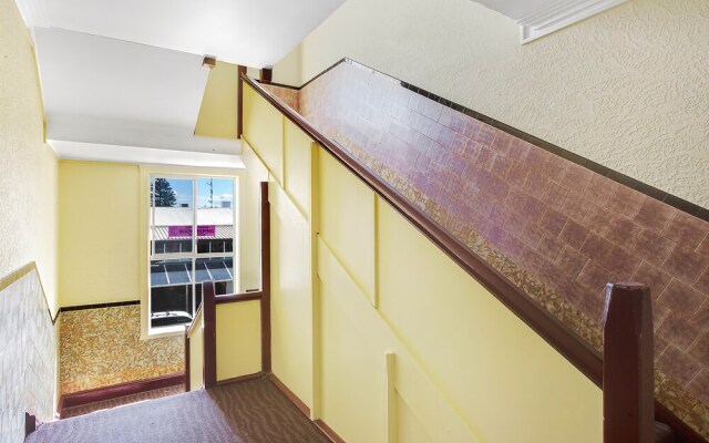 Louisa Court, 4/49 Donald Street