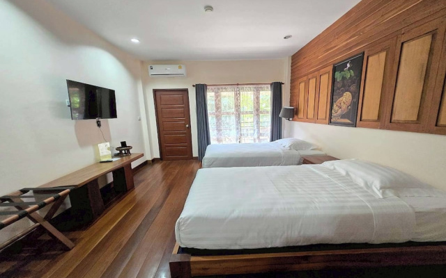 Baan Yung Hill Resort