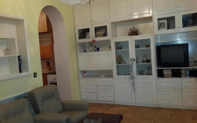 Apartment on Rustaveli 41