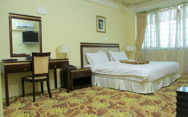 Yoly Addis Hotel