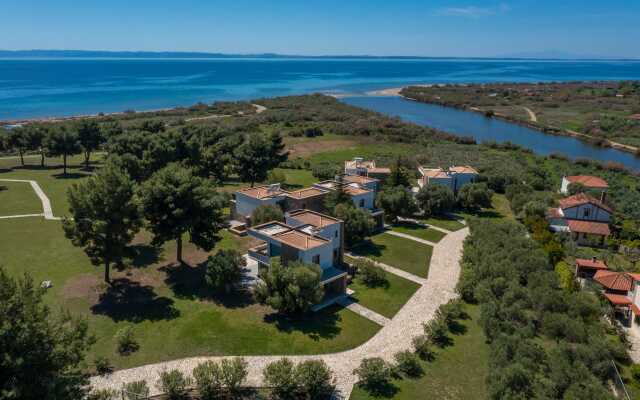 Sea La Vie Retreat Villas