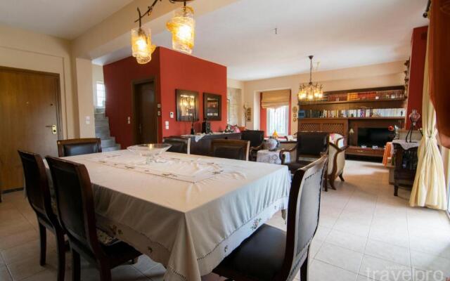 Phaethon Maisonette by Travelpro Services - N