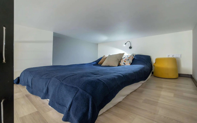 Метры в центре на улице Моховая 16