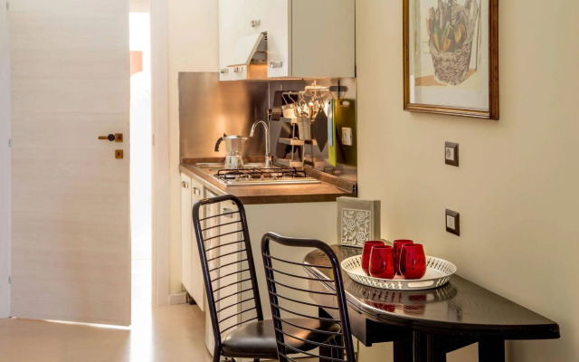 Roma Central Guest House