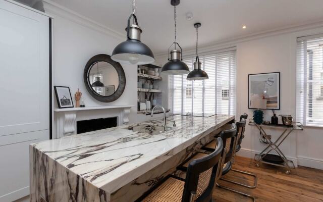 Stylish 2 Bedroom Apartment Near Oxford Street