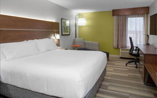 Holiday Inn Express Chester, an IHG Hotel