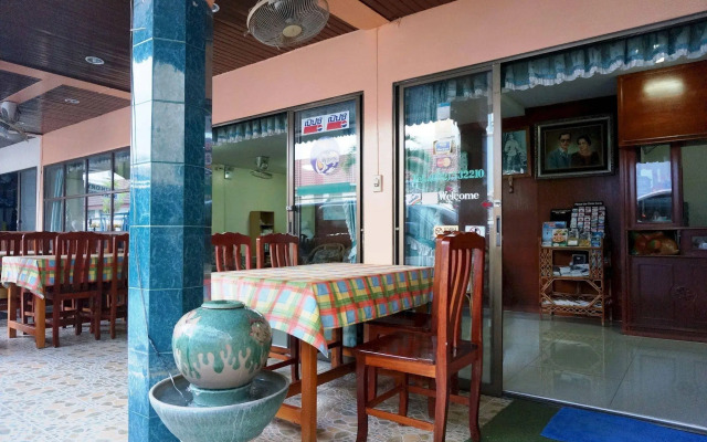 Royal Beach Guest House