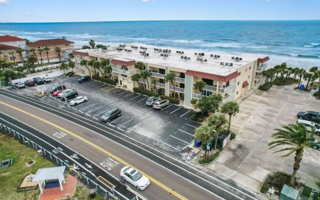 Fifty Gulfside Condominiums
