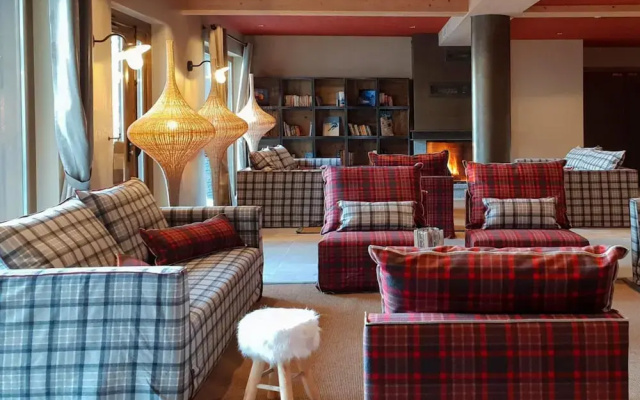 Holiday Home in Beaufort Near Ski Trails