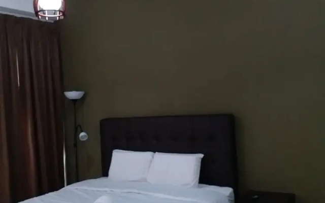 Dashing 1BR Next To Surian MRT 31