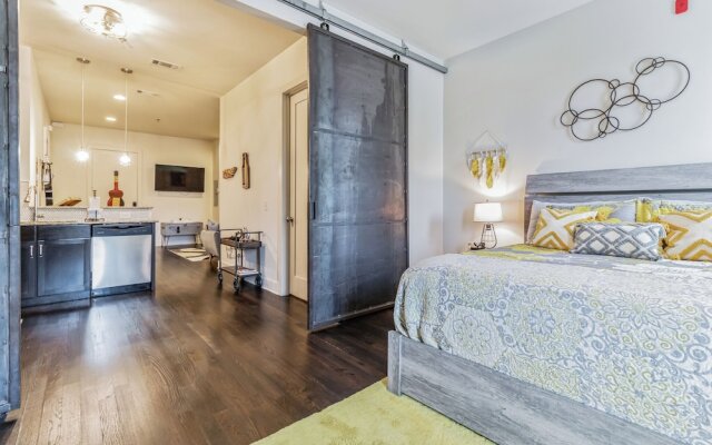 Dream Condo in Desirable West End!