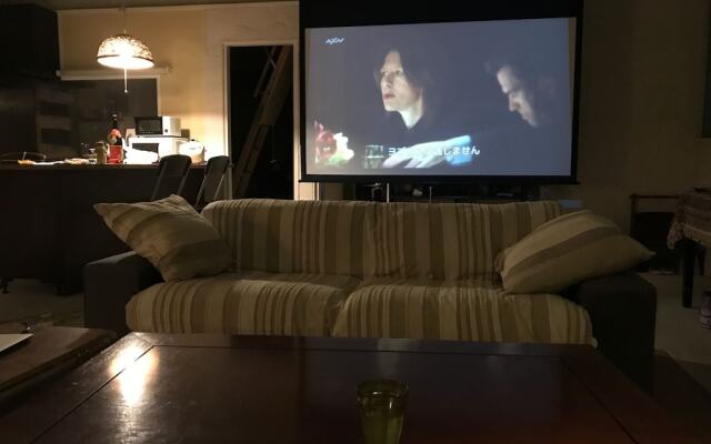 Lazybones House
