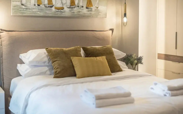 Marina Zeas Comfy Apartment