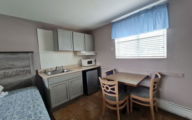 Flagship Motor Court