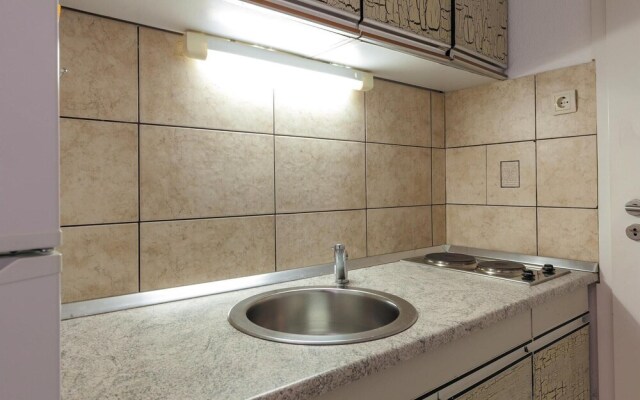 Amazing Home in Podstrana With Wifi and 5 Bedrooms