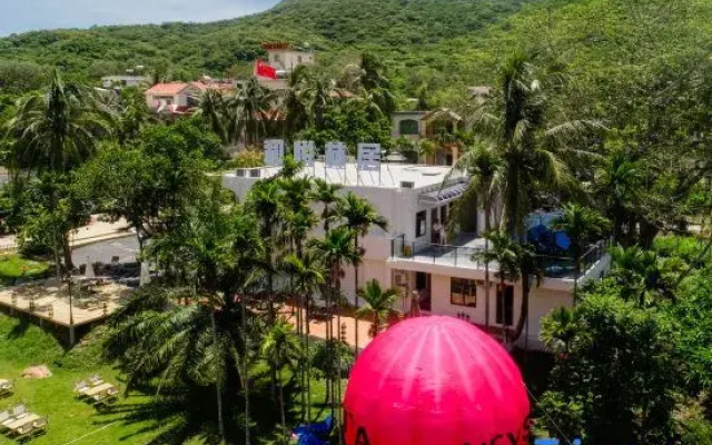 Heyue Homestay (Sanya Nanshan Temple Nanshan North Station)