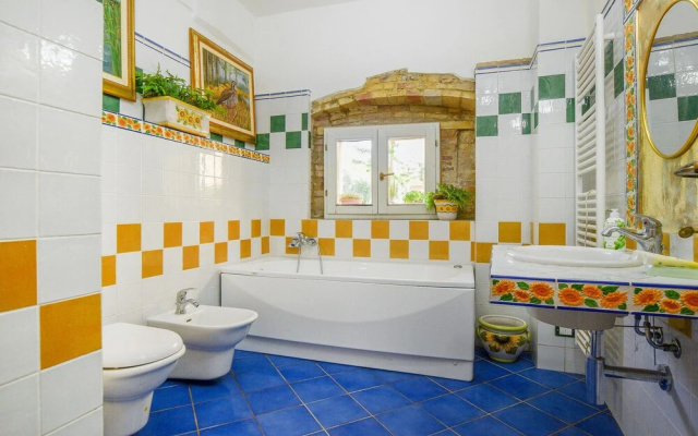 Amazing Apartment in Chianni With 1 Bedrooms and Wifi