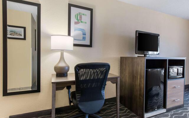 Quality Inn & Suites Lafayette I-65