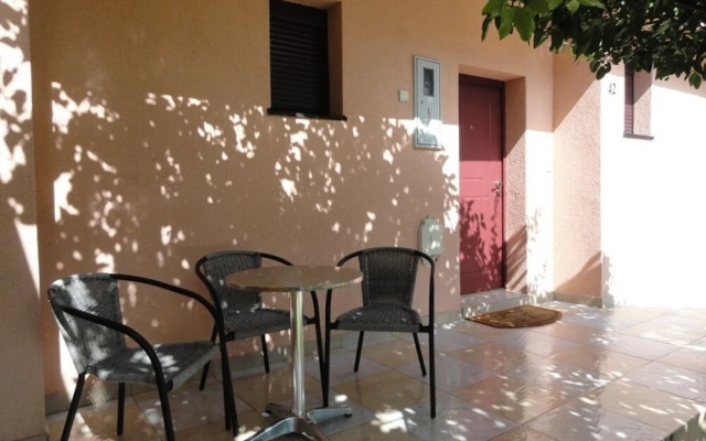 Center Budva Holiday Home