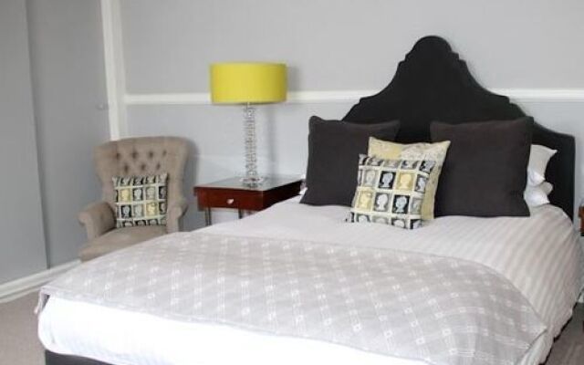 The Townhouse Hotel