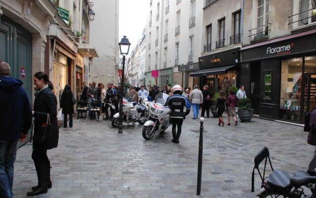 Apartment Le Marais Rosiers