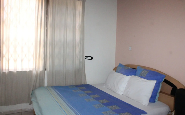 Nego Lodge