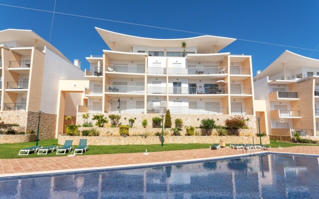 Sea view Apartment with sunbathing Terrace & 2 Swimming pools
