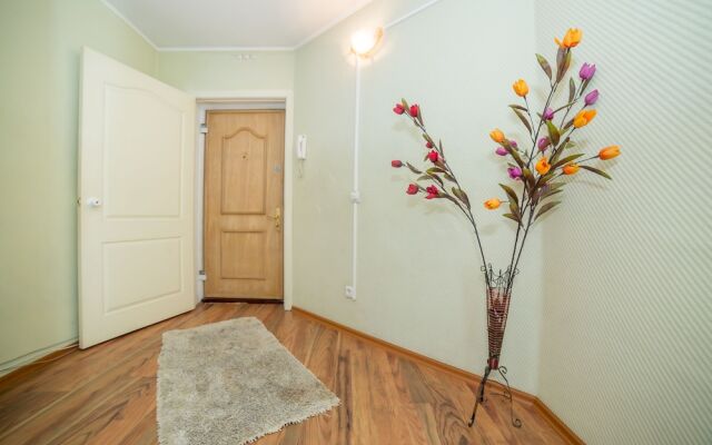 Apartment on Fastovskaya St. 14