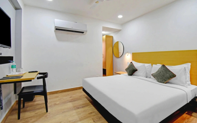 The Royal Retreat by OYO Rooms