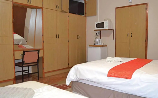 Esme's Guest House