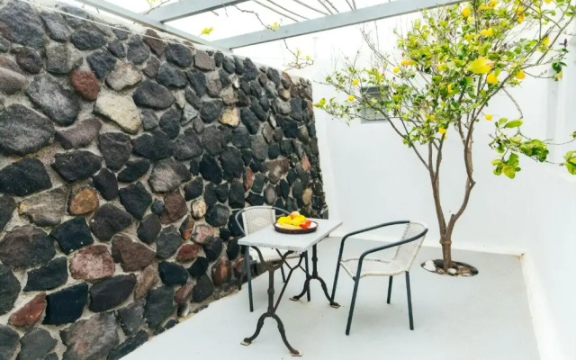 Wine And Wind House