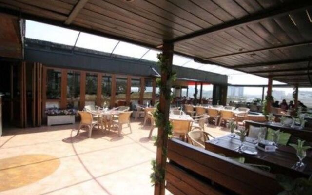 Maisonette Hotel & Resort - Lahore