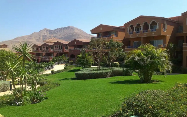 Porto Sokhna Pyramids Apartments By Amer-Group