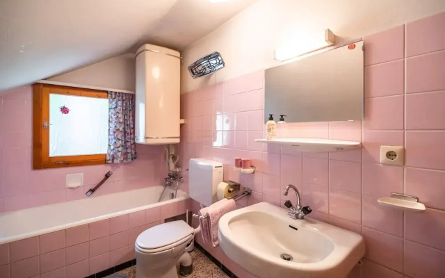 Cozy Chalet in Obsteig With Terrace