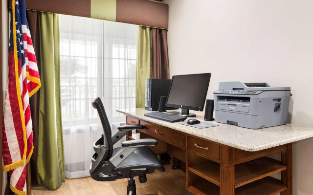 Country Inn & Suites by Radisson, Grand Rapids Airport, MI - фото 5