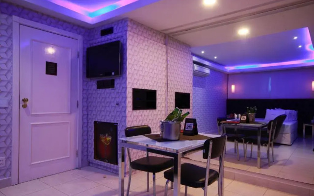 Lessence Motel