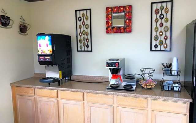 American Inn & Suites