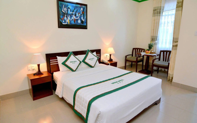 Green Hotel