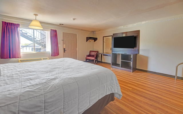Travelers inn by OYO Wichita Falls