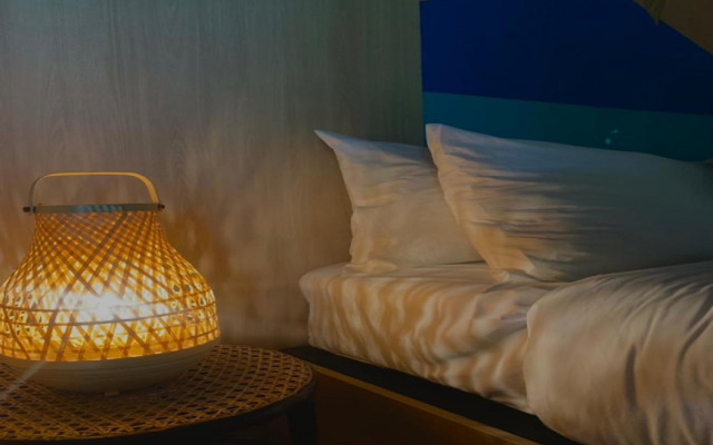 The Henry Resort Taramindu Laiya