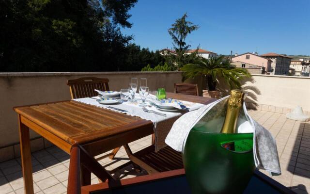 Appartamento con terrazza sul mare